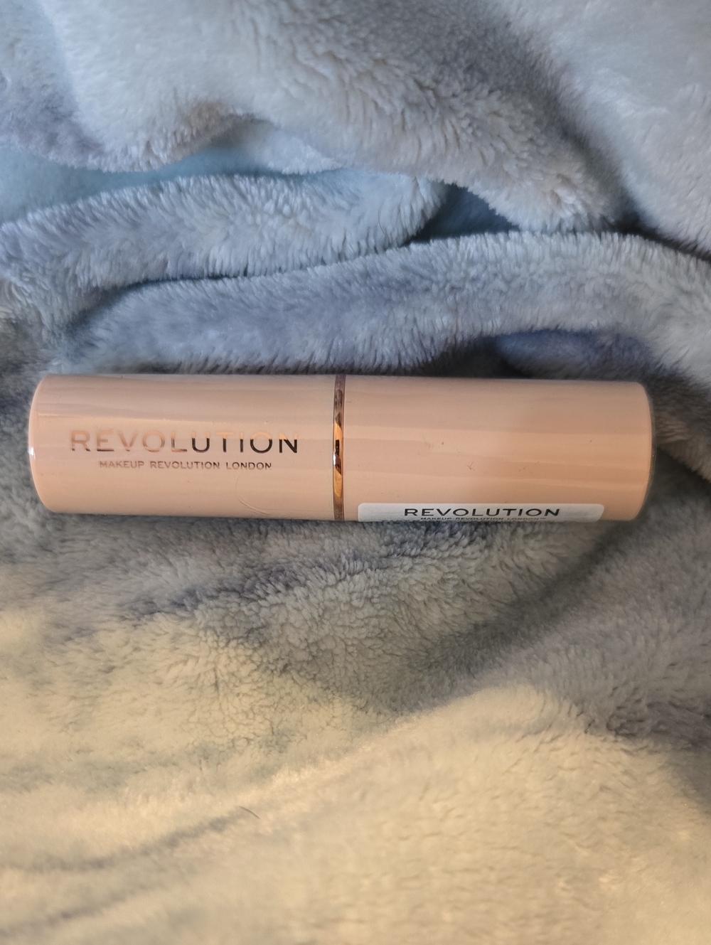 3/$10 Bundle Deal Revolution Fast Base Stick Foundation In The Shade F9